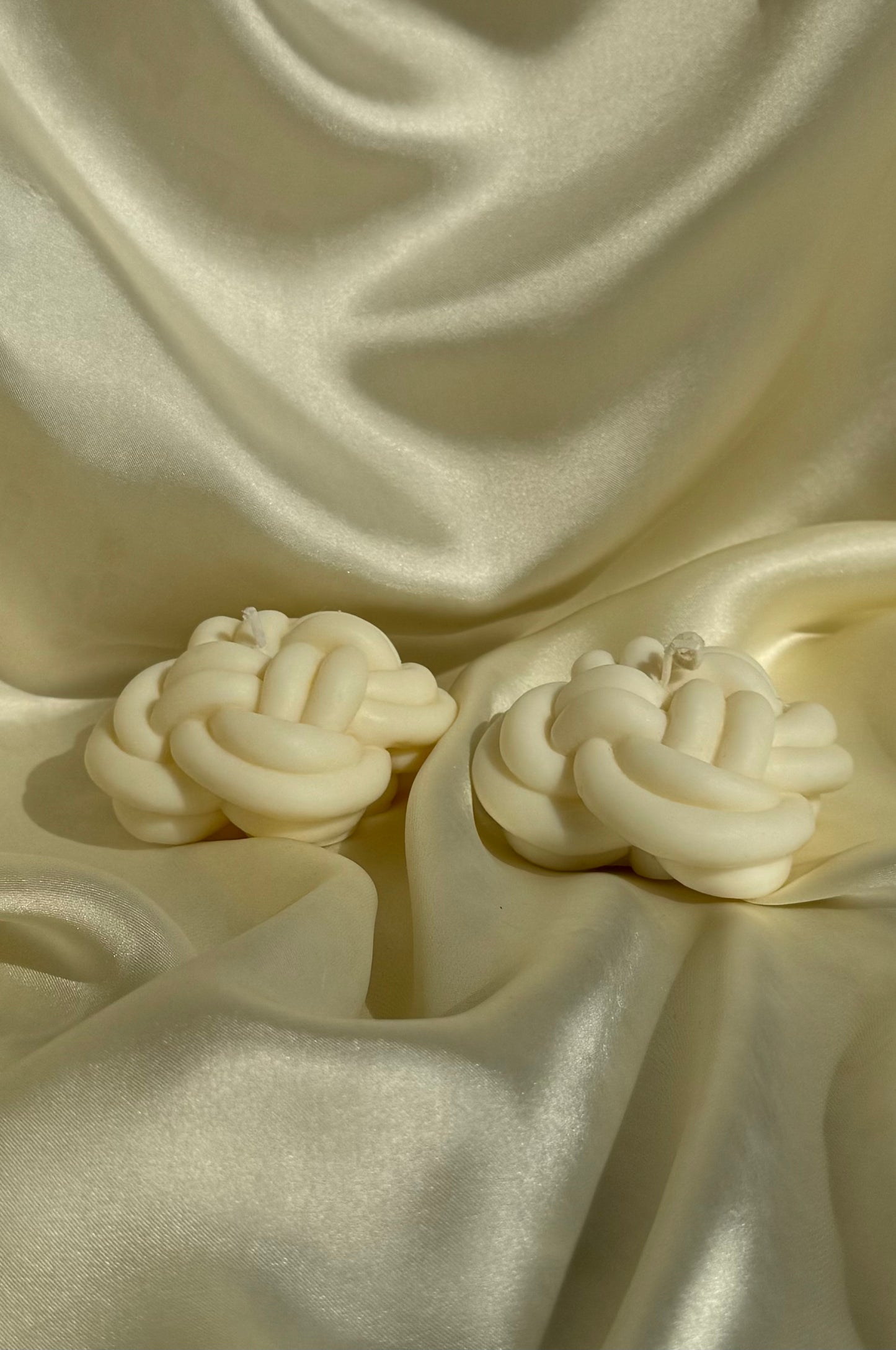 Knot Candle