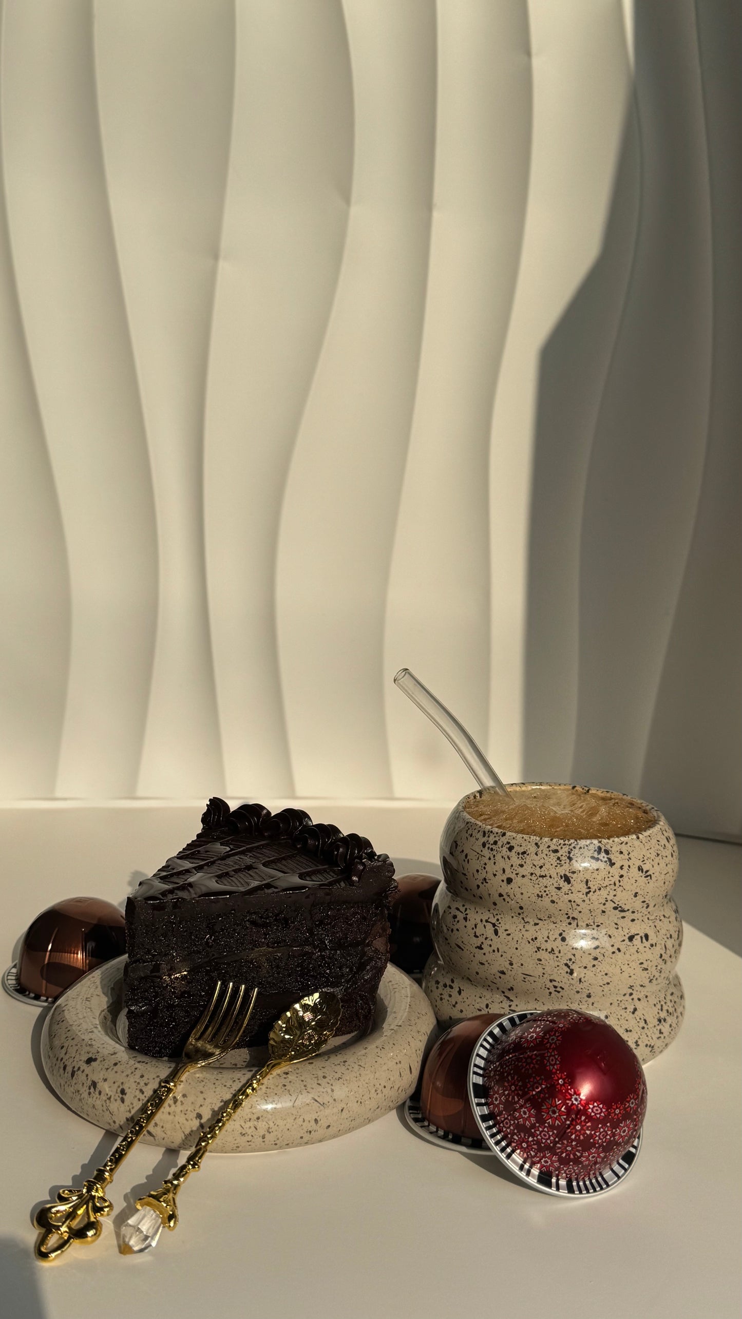 Donut Cup & Dessert Plate