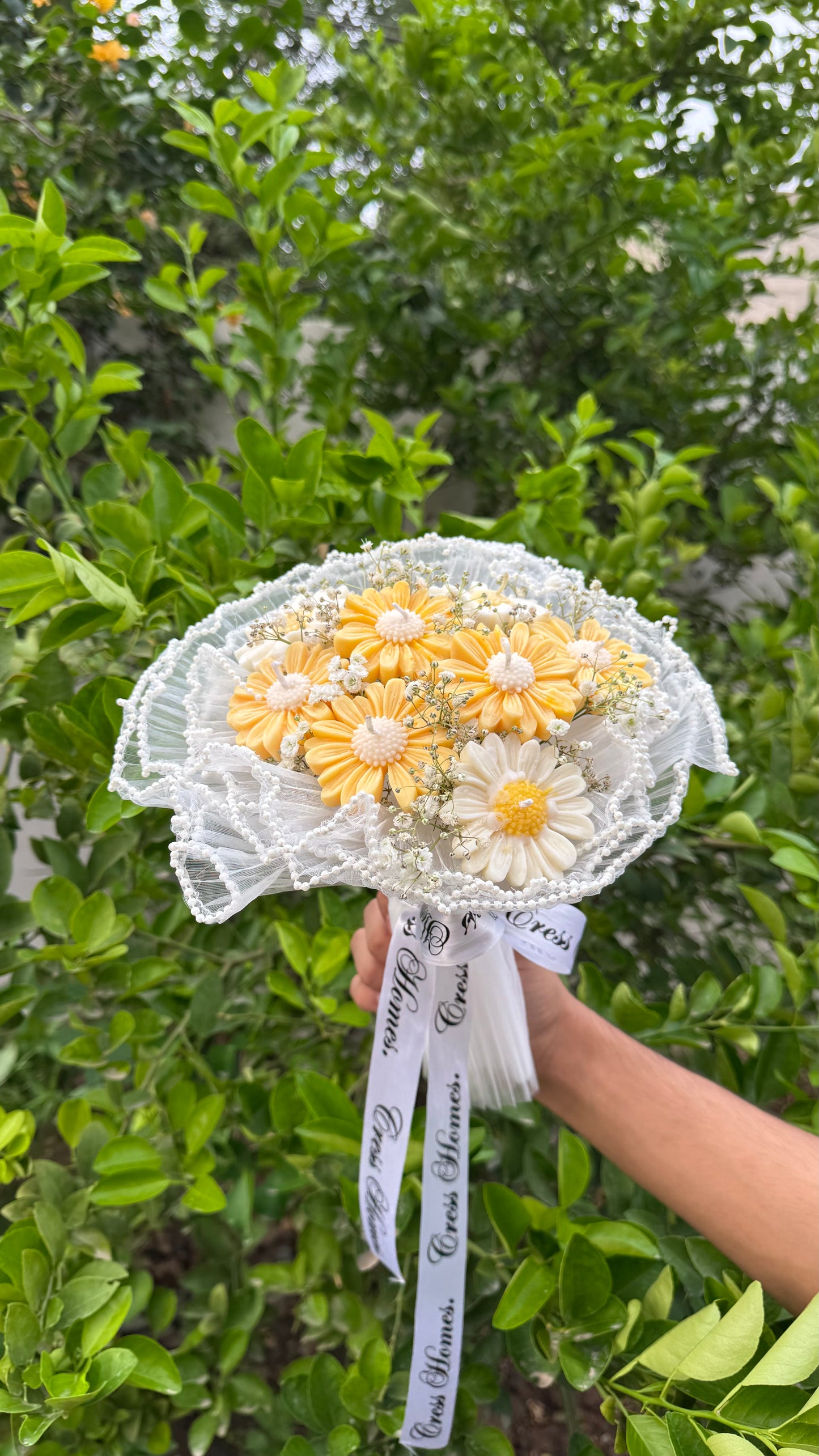Daisy Candle Bouquet