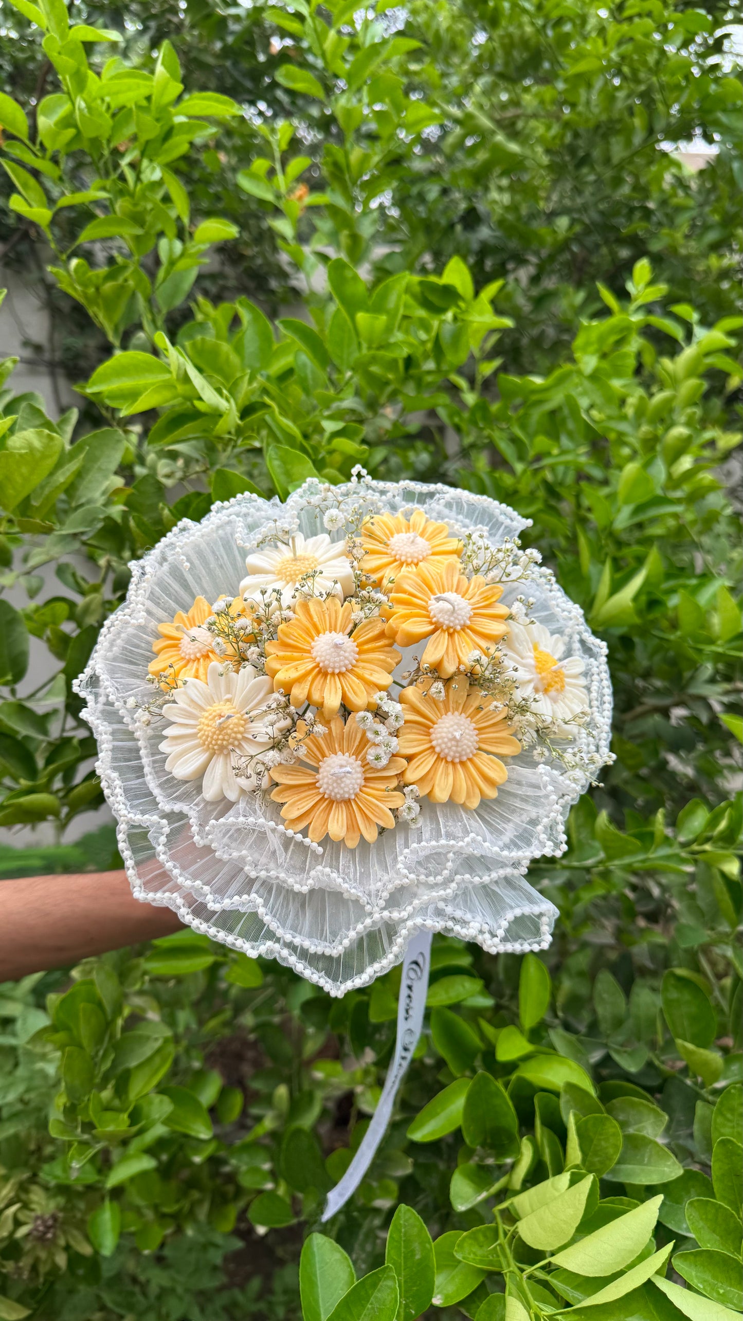 Daisy Candle Bouquet