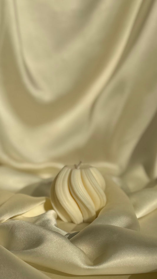Swirl Candle