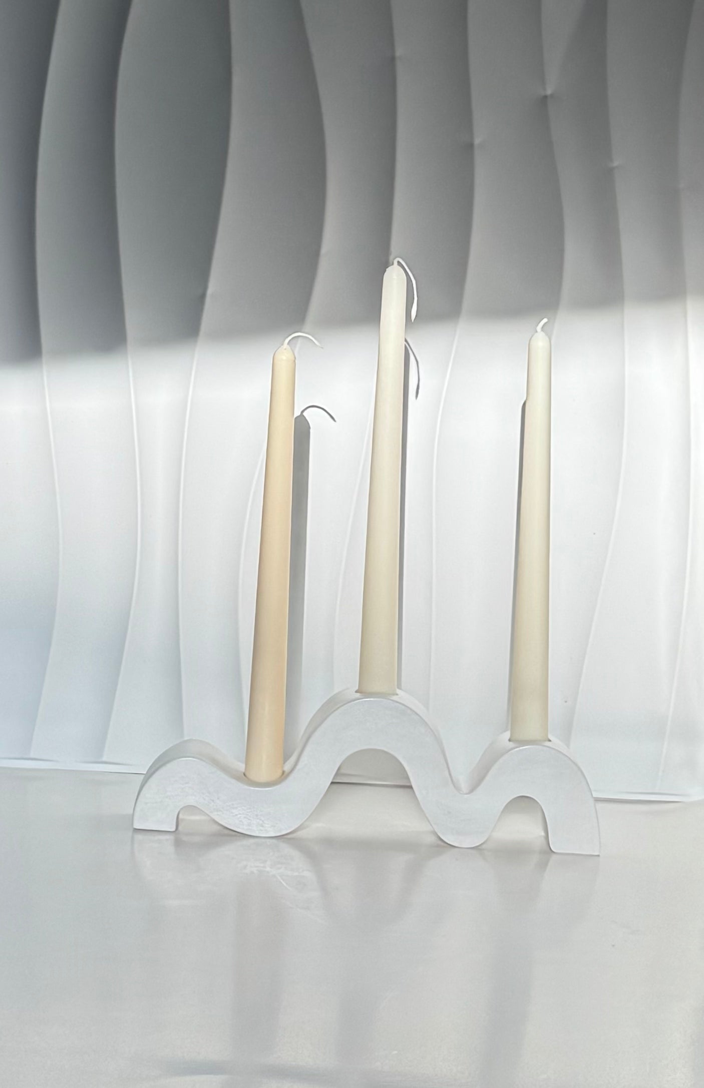 Wavy Candle Stand