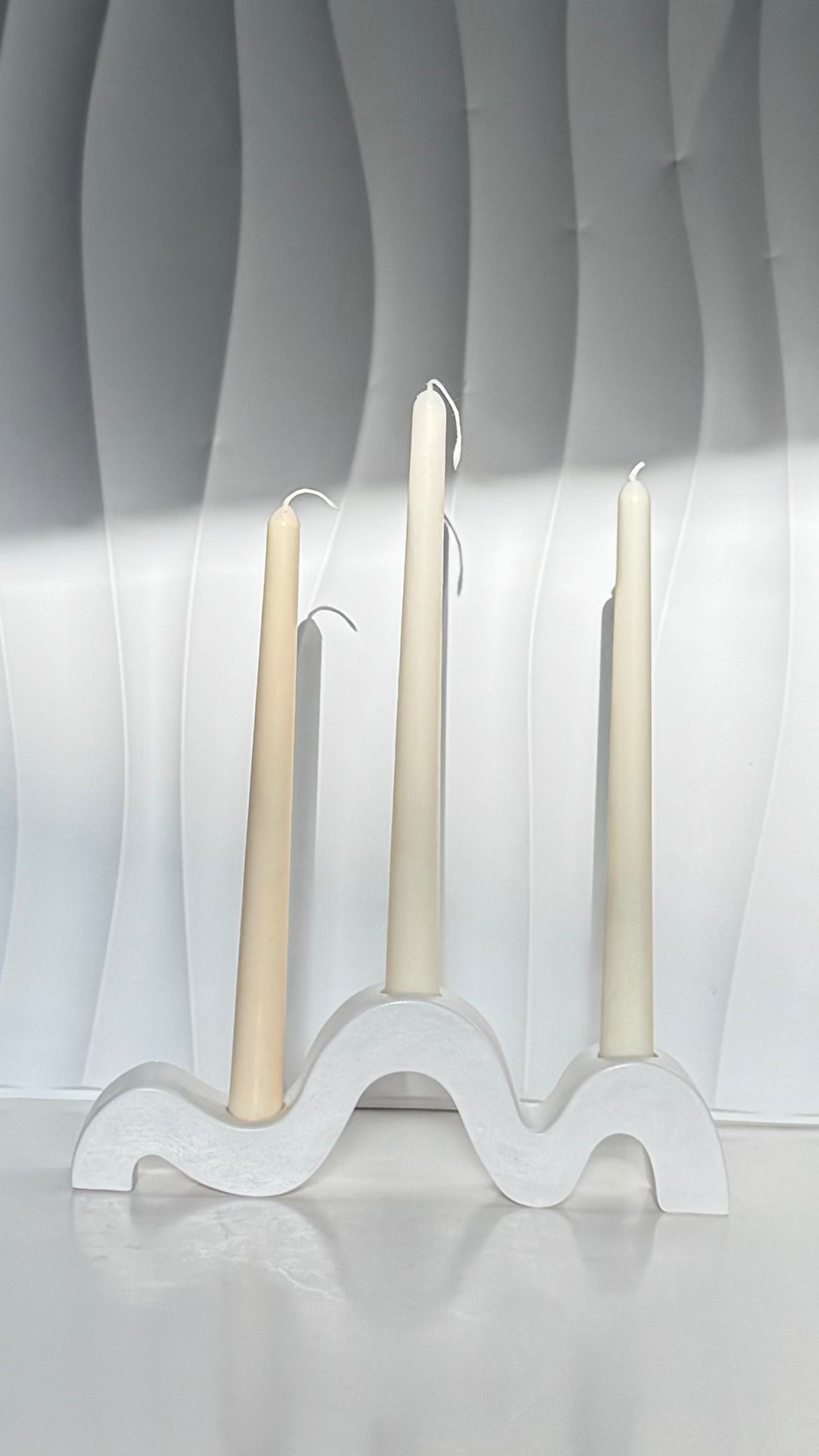 Wavy Candle Stand